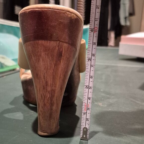 VIA UNO Heel Sandals - Picture 4 of 4